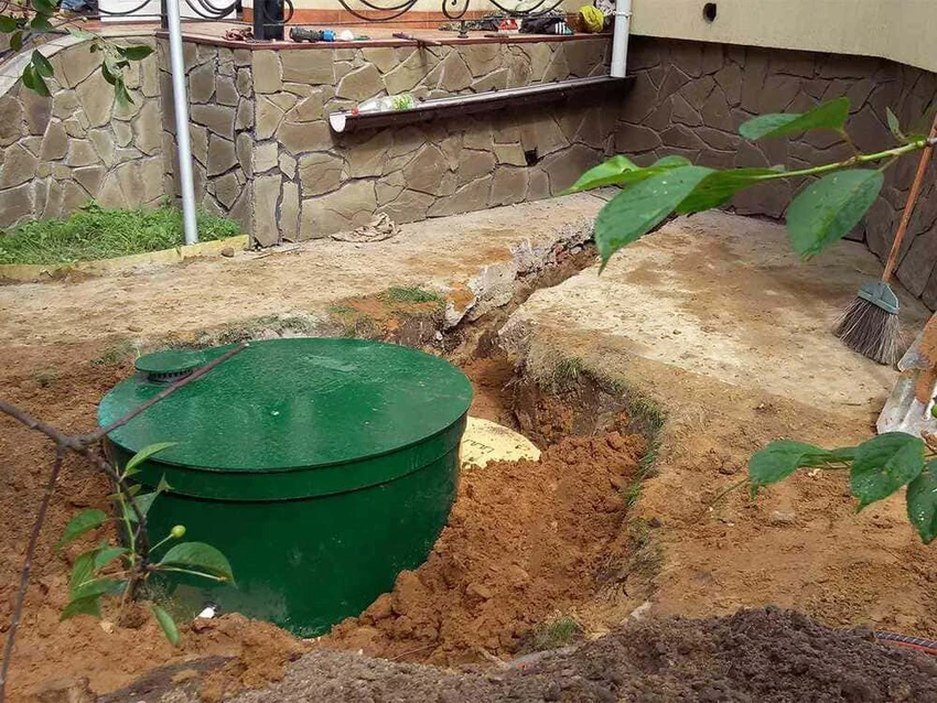 Плюсы и минусы различных материалов для септика